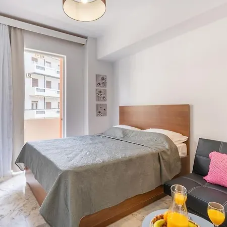 Dora Apartment *
